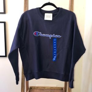 NWT Champion Logo Sweatshirt